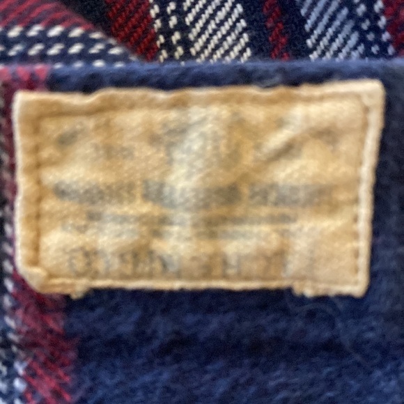 JACHS buttoned down shirt with blue white & red checks. Size Medium 100% cotton - Picture 9 of 11